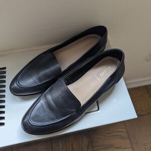 Like New Aldo’s Black Flats